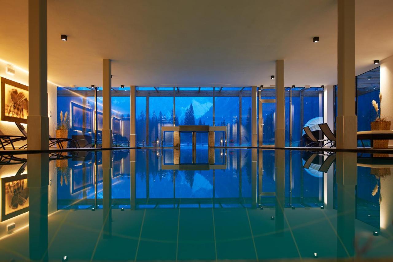 Hotel Dolomitenhof & Chalet Alte Post セスト エクステリア 写真