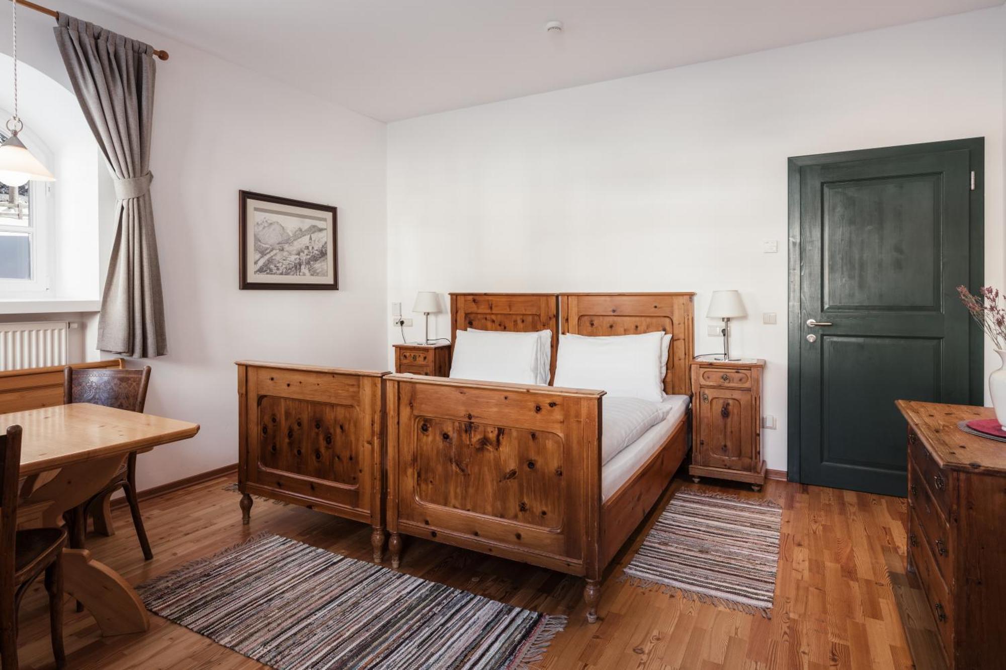 Hotel Dolomitenhof & Chalet Alte Post セスト エクステリア 写真