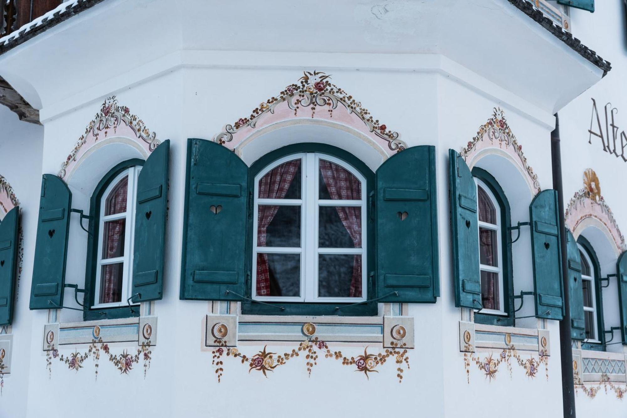Hotel Dolomitenhof & Chalet Alte Post セスト エクステリア 写真