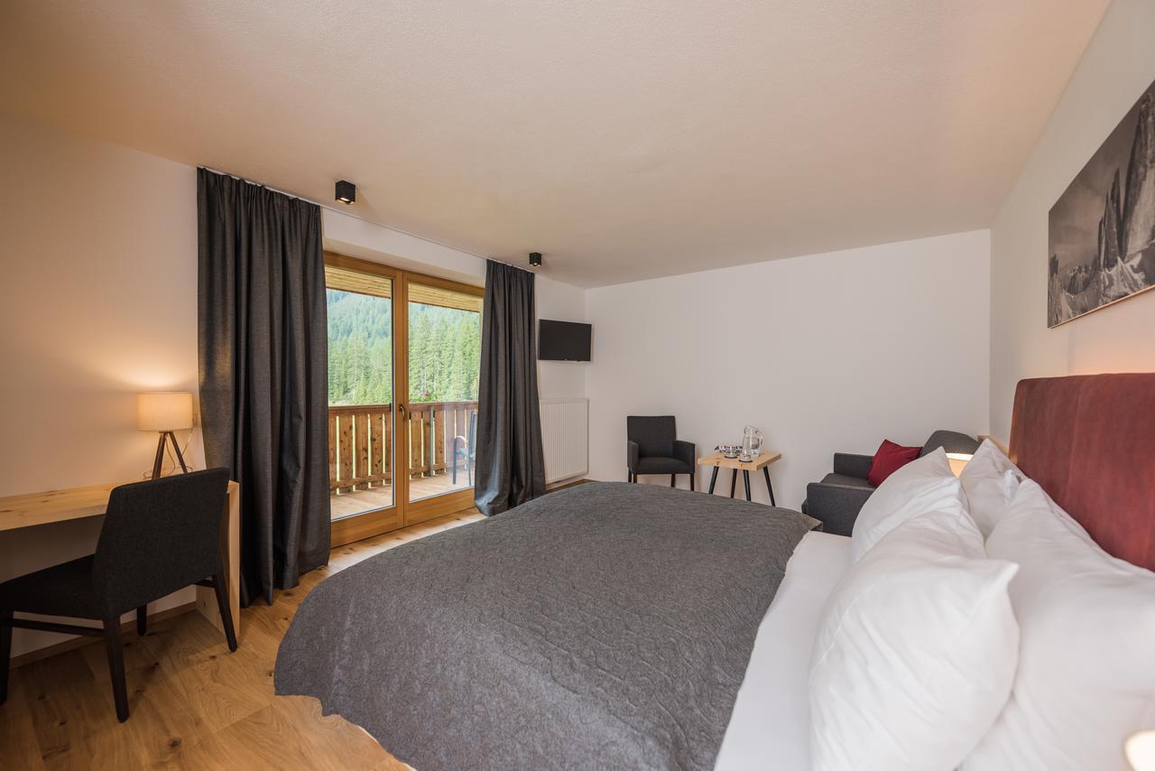 Hotel Dolomitenhof & Chalet Alte Post セスト エクステリア 写真
